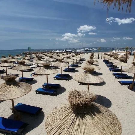 Holiday Village Dunes Apartment